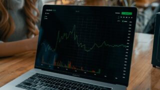 Новогоднее настроение охватило рынки