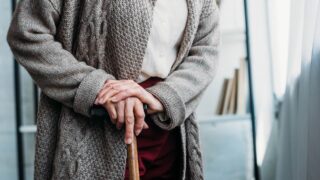 Отказ от курения и физическая активность снижают риск перелома бедра на 45%