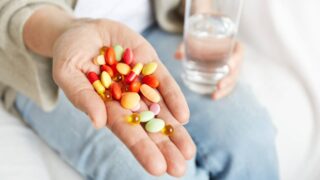 Витамин К имеет потенциал снизить вероятность переломов у пожилых людей