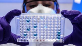 По относительной численности учёных Казахстан в аутсайдерах среди стран СНГ