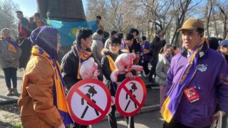 Почему в Алматы не все получают разрешение на проведение митингов и концертов