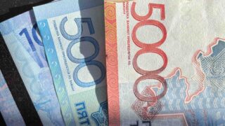 Откуда деньги у чиновников на имущество, в том числе за рубежом, выяснять не будут