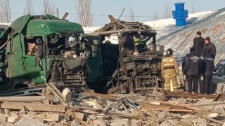 Продолжаются поиски пострадавших под завалами после взрыва в Костанае