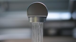 Руководство канала имени Сатпаева требует «свободу»