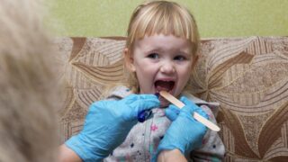 В детском саду ЗКО — вспышки скарлатины. Родители заболевших детей сообщили о смерти