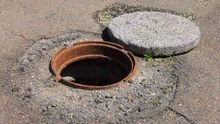 В селе Мерке жители живут без центральной канализации больше 100 лет