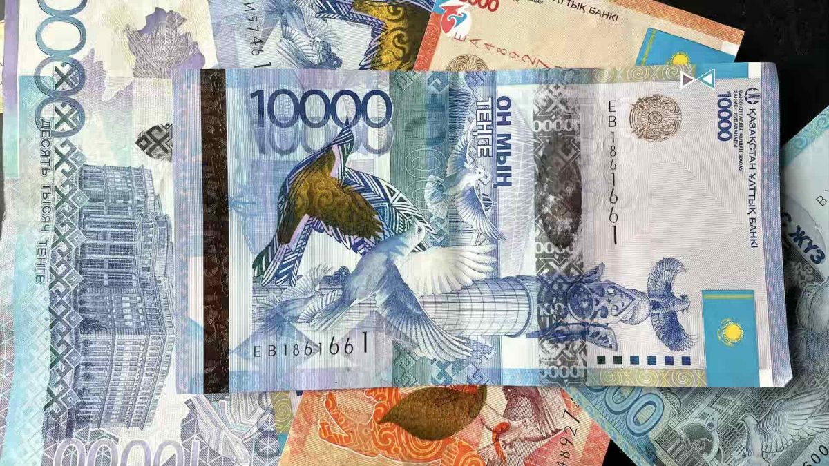 На 1 ноября 2023 года Jusan Bank был седьмым по активам, последним в первой трети из 21 казахстанского банка. Хвалиться особо нечем. В 2021 году банк был пятым по активам. Также на 1 ноября банк был третьим – по капиталу, по данным Нацбанка, и седьмым по прибыли.