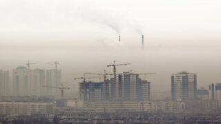 Жителям Астаны и ещё трёх городов рекомендовали не гулять в воскресенье