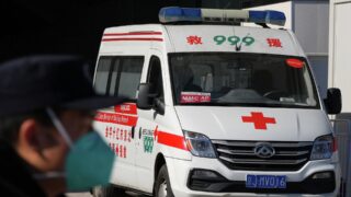 13 человек погибли при пожаре в школьном общежитии в Китае