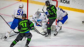 «Барыс» потерпел поражение от «Салавата Юлаева», но одержал победу в драке на льду