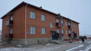 56 семей получили квартиры в двух районах Карагандинской области