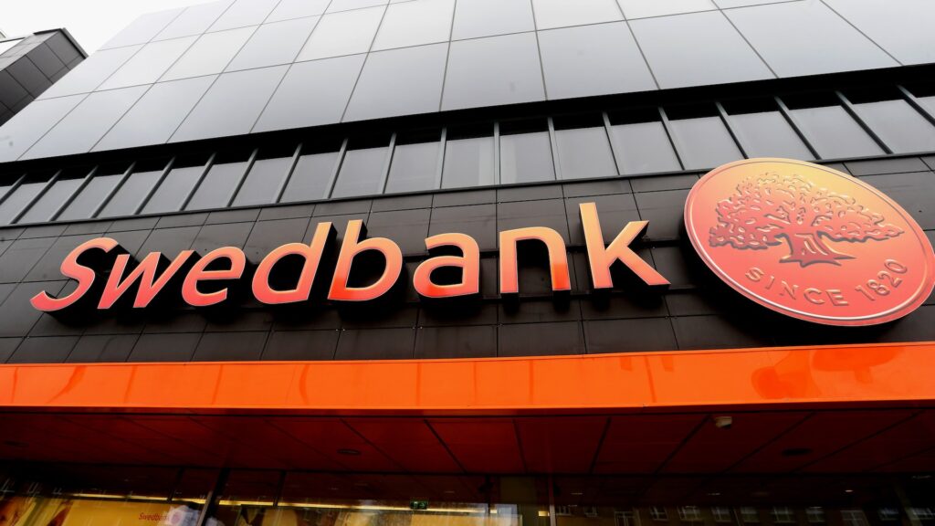 Чистая прибыль Swedbank в четвертом квартале резко выросла и превысила ожидания аналитиков