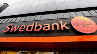 Чистая прибыль Swedbank в четвертом квартале резко выросла и превысила ожидания аналитиков