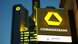 Commerzbank приобретает Aquila для управления устойчивыми активами