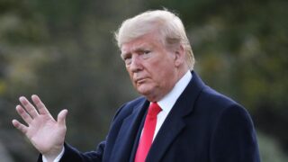 Дональд Трамп пообещал не допустить выпуска цифрового доллара