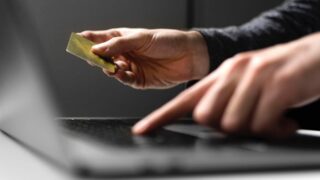 Кредитные каникулы: будет ли Минфин компенсировать потери банков и МФО