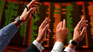 Фондовые рынки колеблются перед решением ФРС