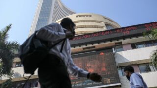 Индийские акции закрываются с ростом