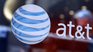 Интересные новости с рынков: AT&T, Tesla, DocuSign и многое другое