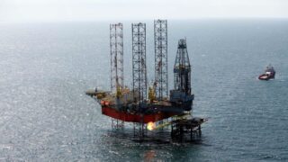 По дну Каспия может быть построен новый нефтепровод