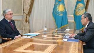 Касым-Жомарт Токаев встретился с главой Национальной академии наук Ахылбеком Куришбаевым