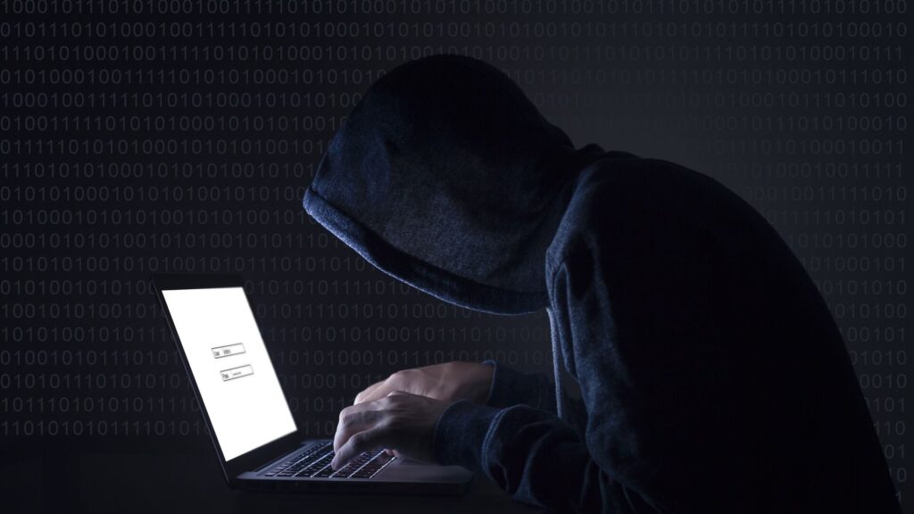 Мошенники выманили почти 4 млн тенге у двух жителей Актобе_bizmedia.kz