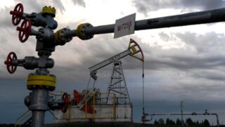 Мұнай бағасы шекті дәлізден төмендеп кетті: ОПЕК+ жаңа шешіміне біздің нарық не дейдіі?