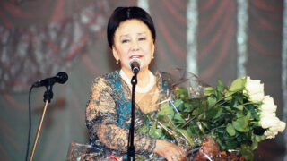 Орден «Бейбітшілік пен келісім» вручили Бибигуль Тулегеновой