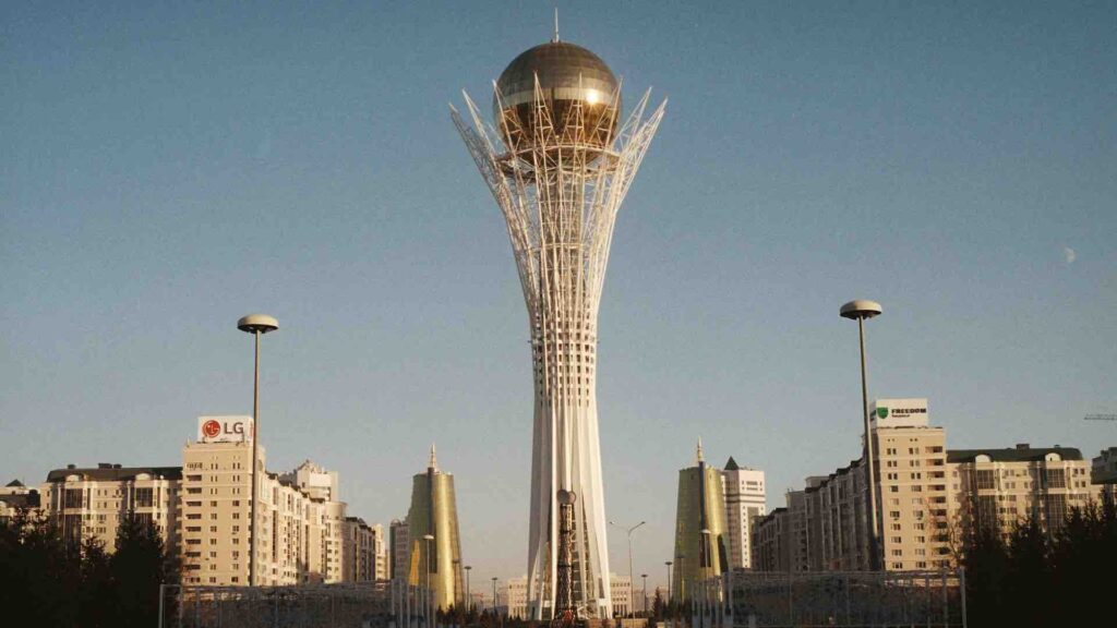 Башня Байтерек в Астане