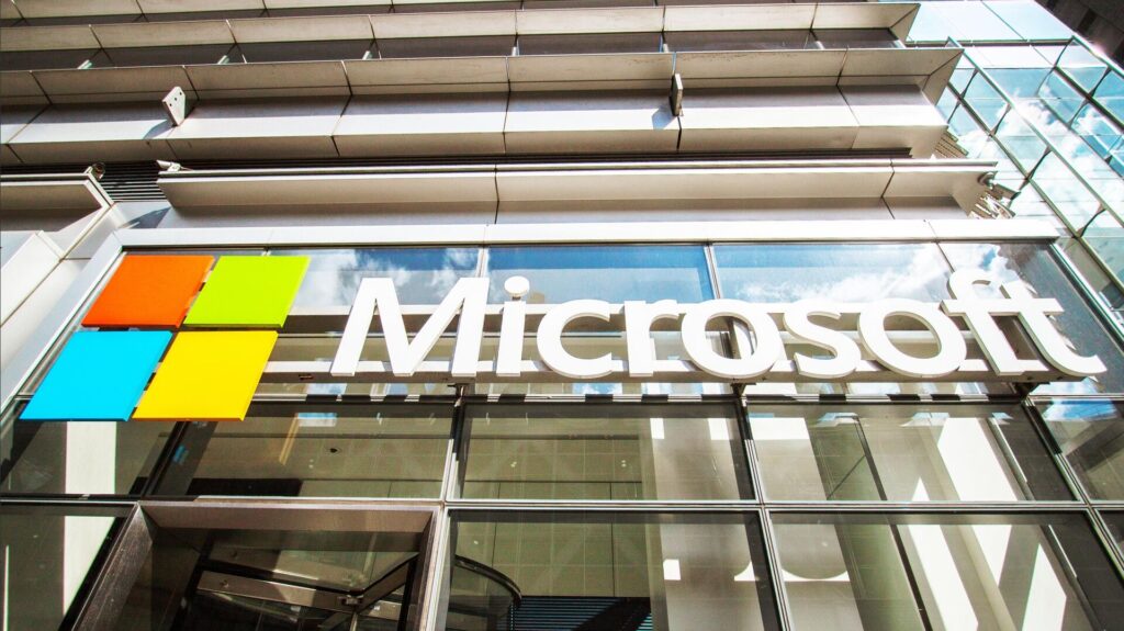 Самой дорогой компанией в мире вновь стала Microsoft