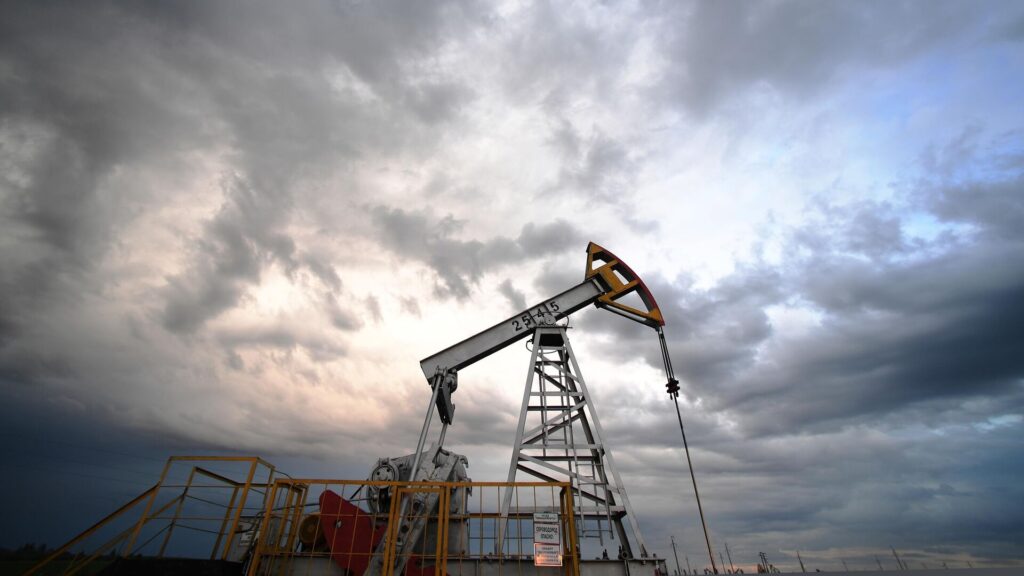 Сокращается число нефтегазовых буровых установок в мире_bizmedia.kz