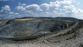 Спасатели спустятся на дно воронки на руднике «Майкаинзолото»