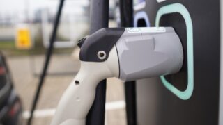 В Казахстане на 1 зарядку приходится 48 электромобилей — статистика