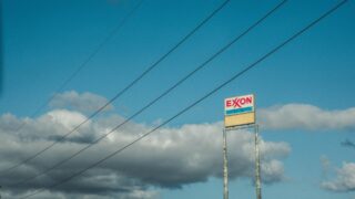 Уход с калифорнийского шельфа и снижение цен повлияют на доходы компании Exxon