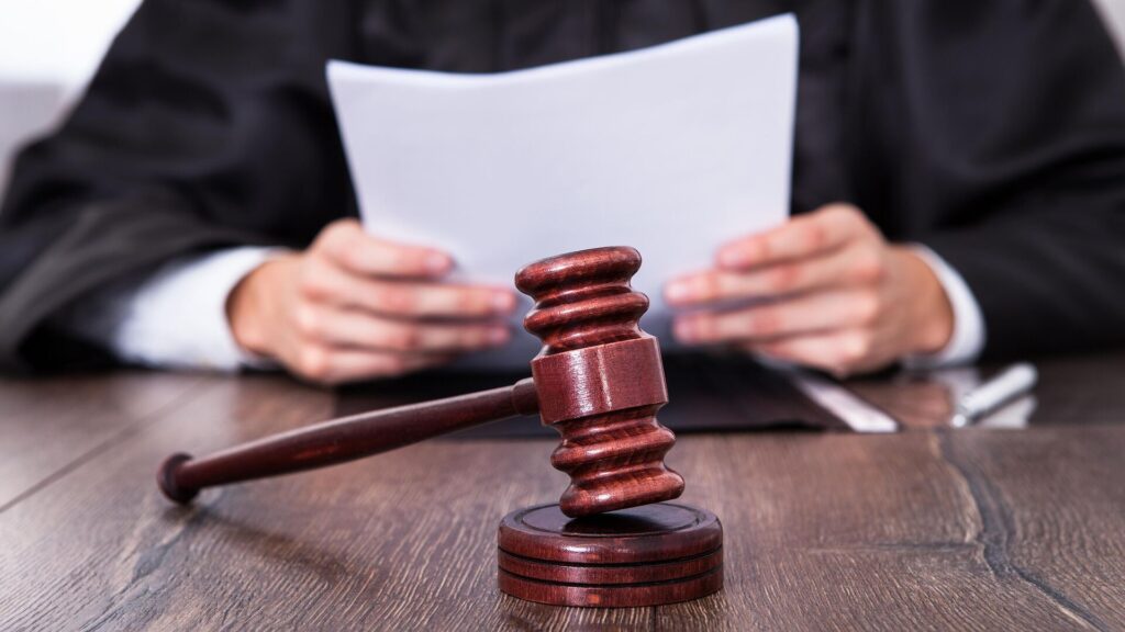 В Караганде суд рассмотрел апелляцию мужчины, убившего в ЗАГСе свою жену_bizmedia.kz