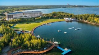 В «Rixos» проведут внеплановую проверку после гибели лебедей в Мангистау