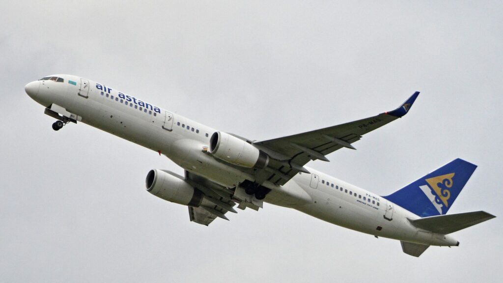Акции компании Air Astana будут торговаться на ранних торгах AIX_bizmedia.kz