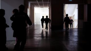 Алматинец подозревается в жестоком обращении с шестилетним ребенком