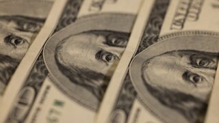 На KASE доллар в 11:00 продавался по 488 тенге 11 октября 2024 года