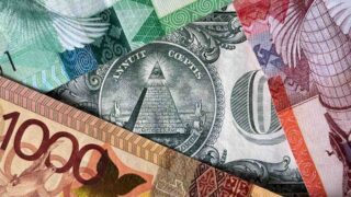 Что происходило с курсом тенге в январе 2024 года: ответ Нацбанка