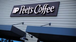 JDE Peet’s видит органический рост продаж на низком уровне среднесрочного прогноза