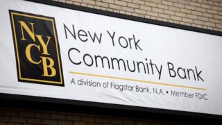 Moody’s может понизить рейтинг до «нежелательного» New York Community Bancorp