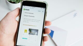 Откат цены акций Shopify дает шанс не упустить возможность покупки