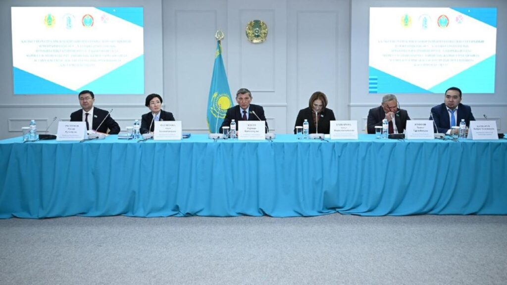 Фото: пресс-служба сената парламента РК.