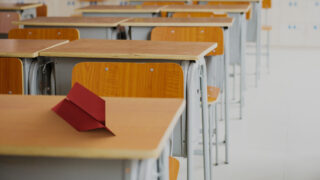 Школьники в Астане переведены на дистанционное обучение