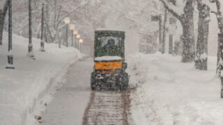 Штормовое предупреждение объявлено в 13 регионах Казахстана