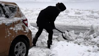 Спасение двух человек из снежного плена в Костанайской области