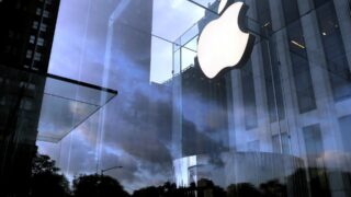 Apple удалила WhatsApp и Threads из китайского App Store по приказу Пекина