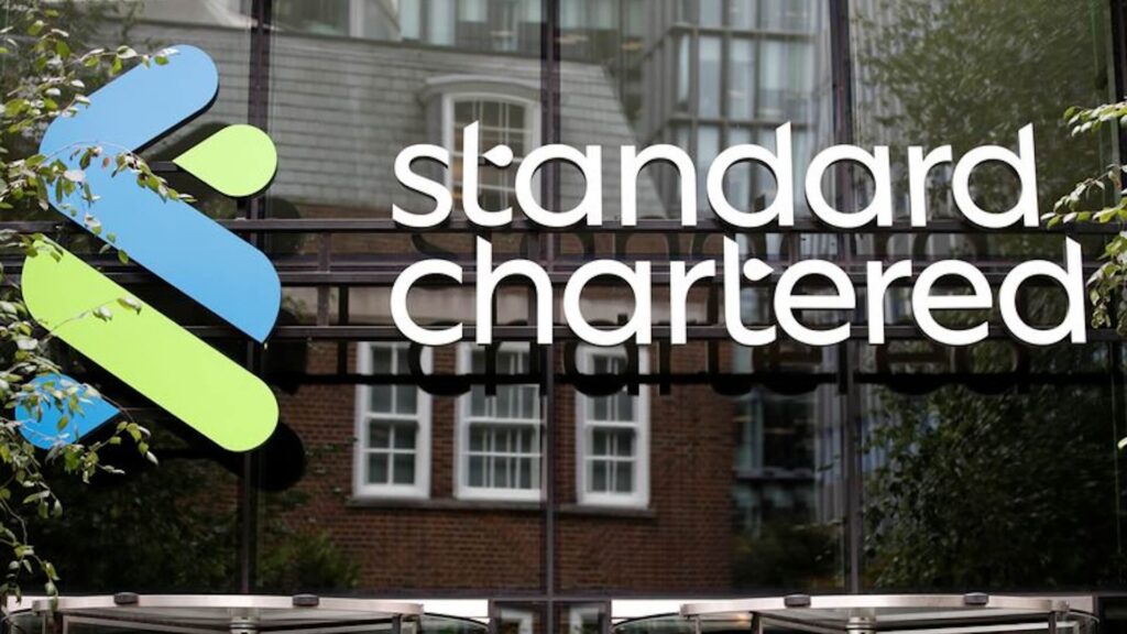 StanChart приостанавливает привлечение новых инвестиций от клиентов через китайский канал сбыта