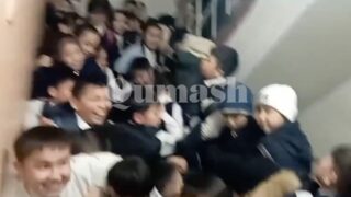 Толпа в школе Алматы №41: реакция акимата, уволенный директор
